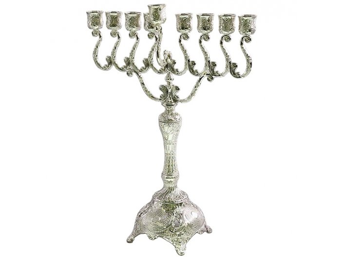 חנוכיה פיליגרן מוכספת מידות 25X34 ס"מ