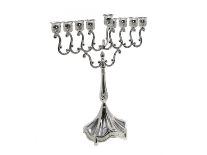 חנוכיה מעוצבת מוכספת 29X23 ס”מ